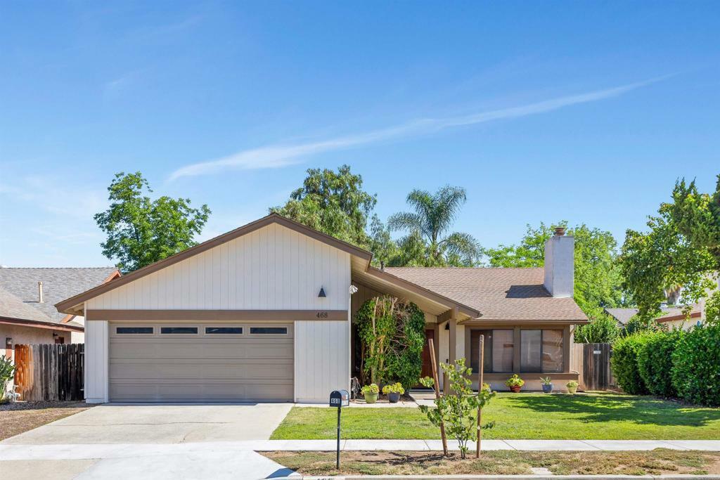 468 Las Brisas Dr  Escondido CA 92027 photo