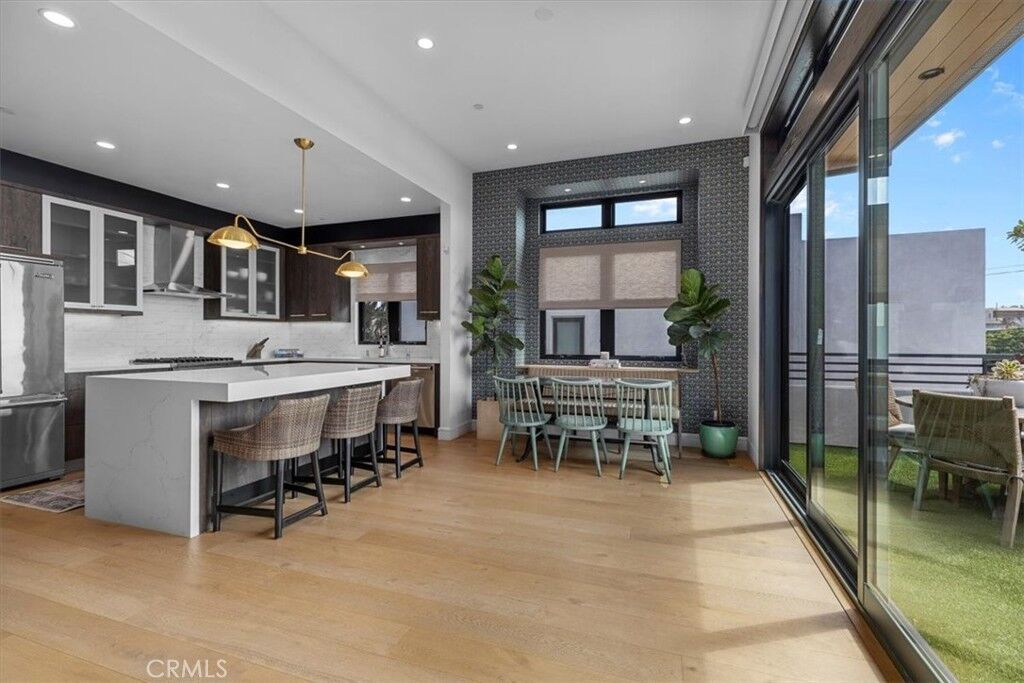 Property Photo: 802 Bard Street CA 90254
