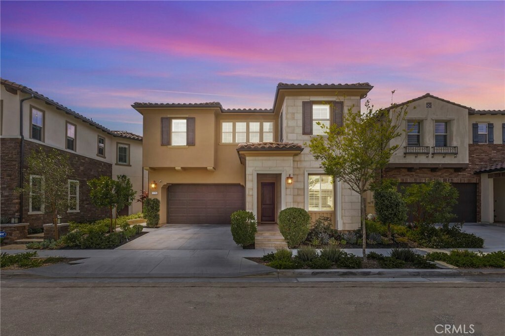 Property Photo: 1776 Canyon Oaks Lane CA 92610