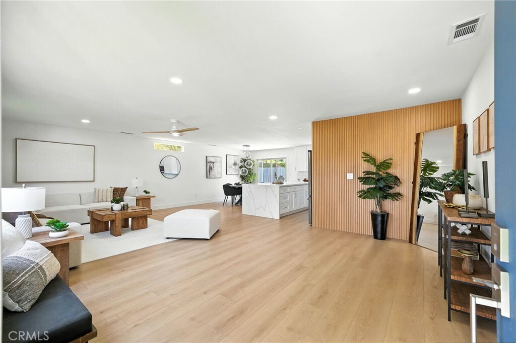 Property Photo: 12602 Roberto Way CA 92064