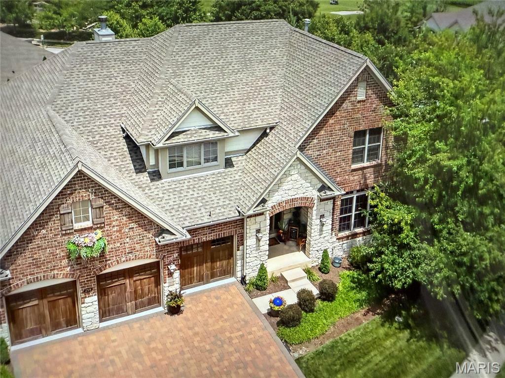 Property Photo: 259 Meadowbrook Country Club Estate MO 63011
