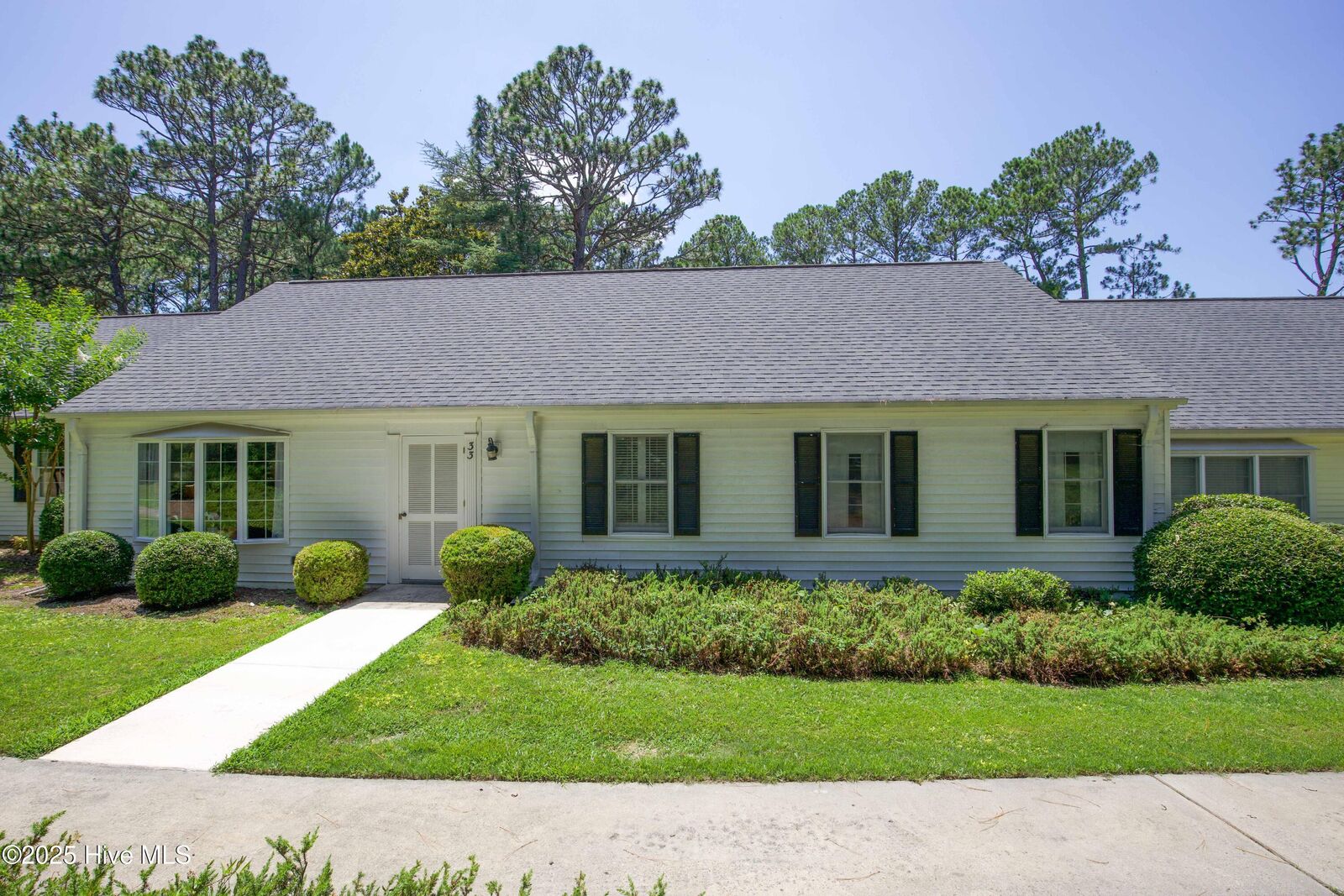 Property Photo:  33 Village Green Circle  NC 28387 