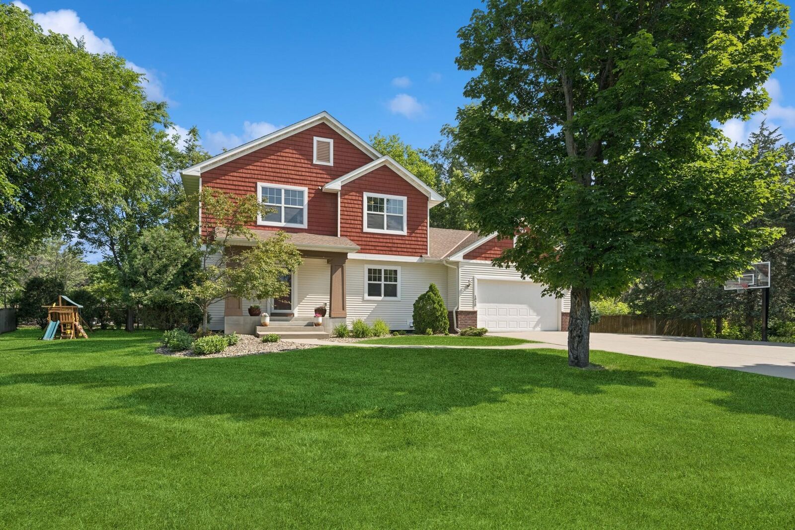 Property Photo: 1020 Bliss Lane MN 55431