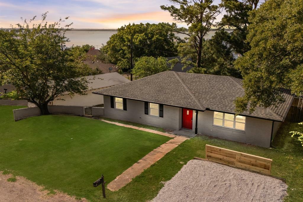Property Photo: 208 Shugar Circle TX 75474