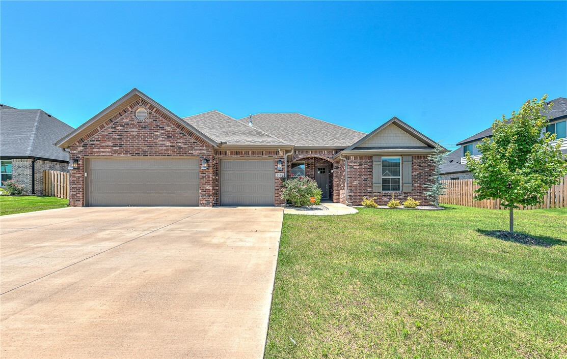 Property Photo: 2105 Crandall Road AR 72751