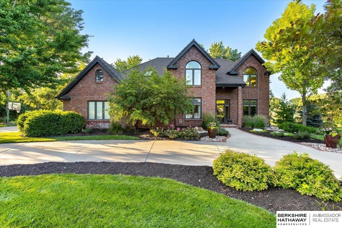 Property Photo:  22006 Westwind Drive  NE 68022 