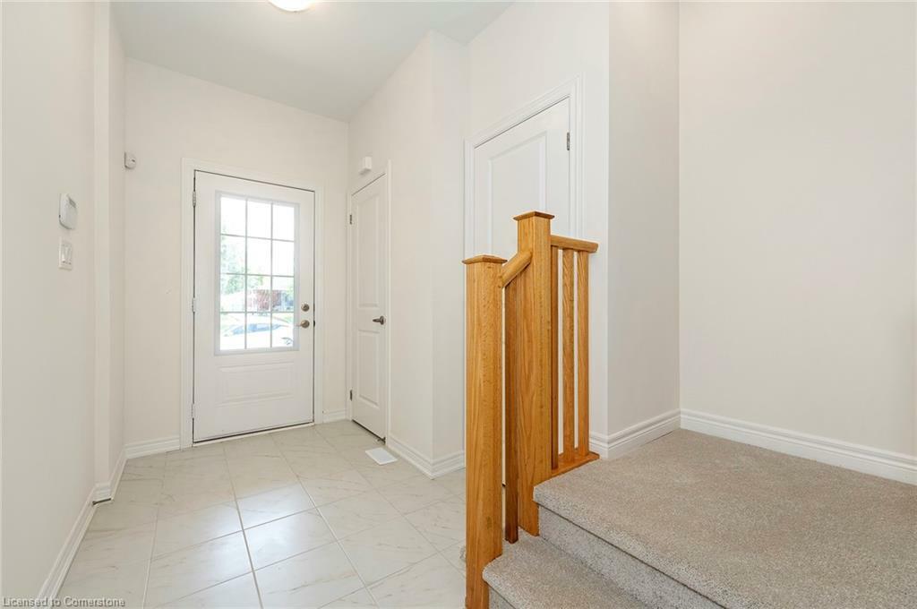 Property Photo:  18 Jellicoe Court  ON L2G 1M2 