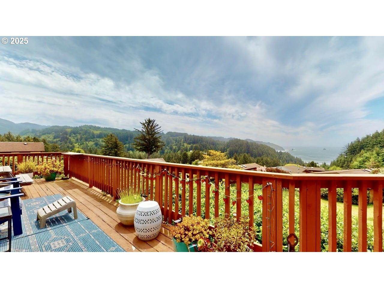 Property Photo: 19921 Whaleshead Rd U3 OR 97415