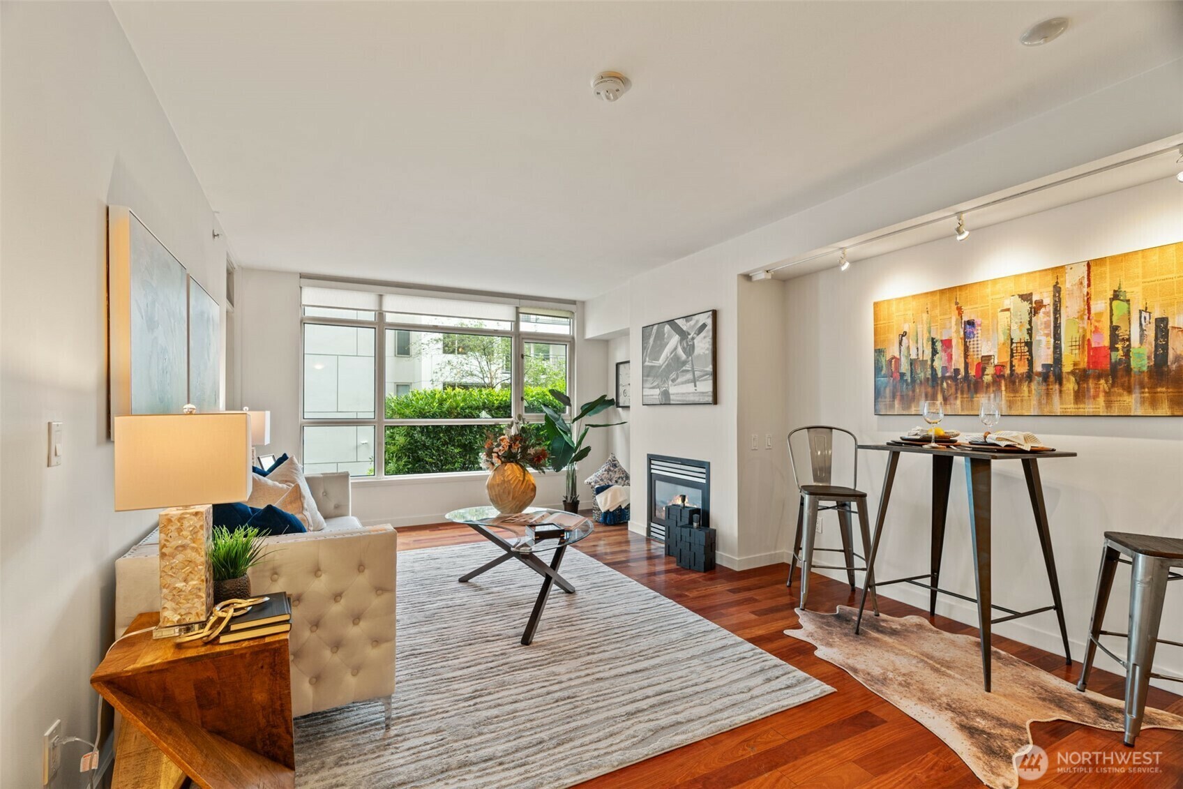 Property Photo: 1420 Terry Avenue 201 WA 98101