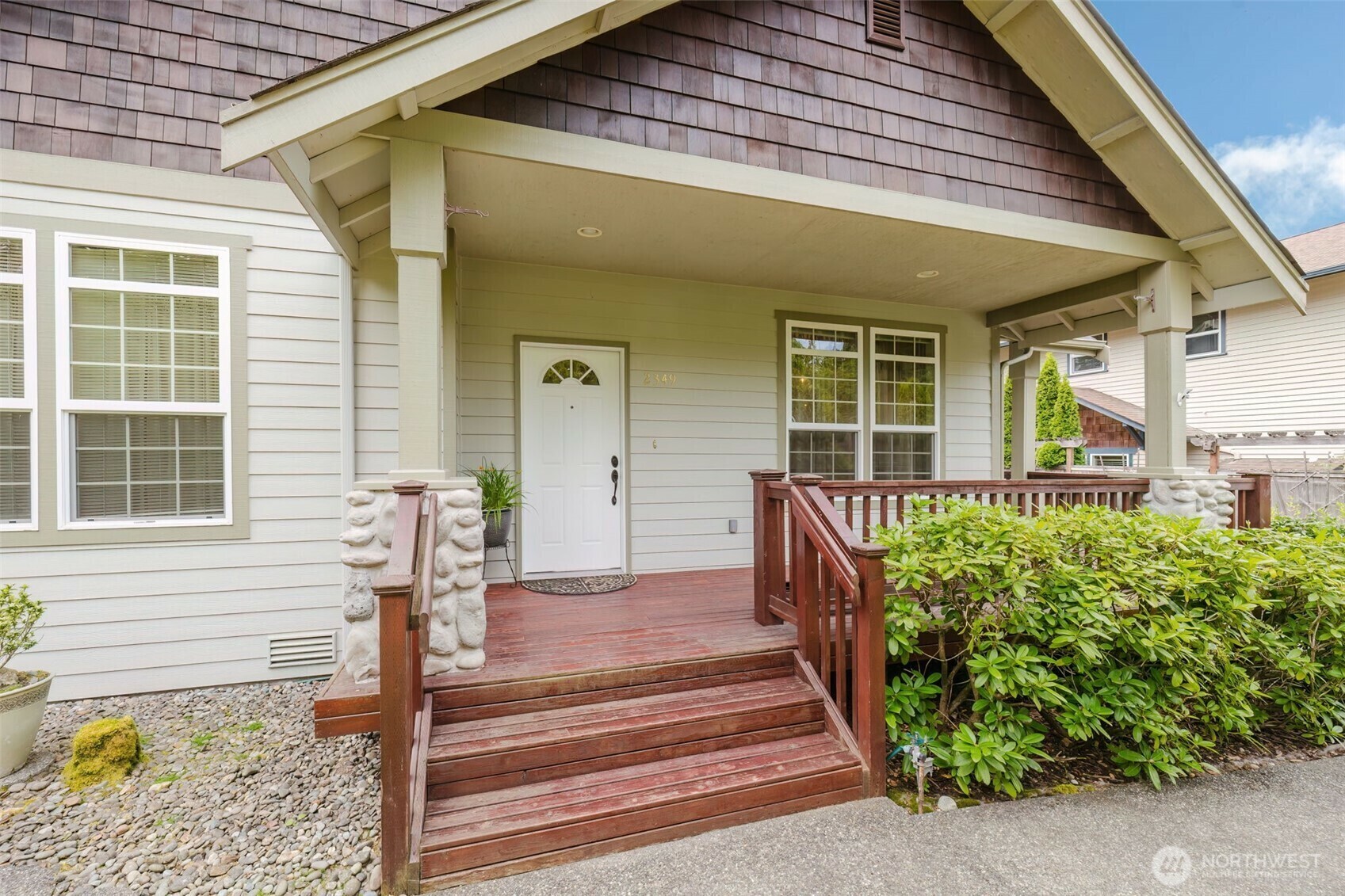Property Photo: 2349 NE Thistle Court WA 98370