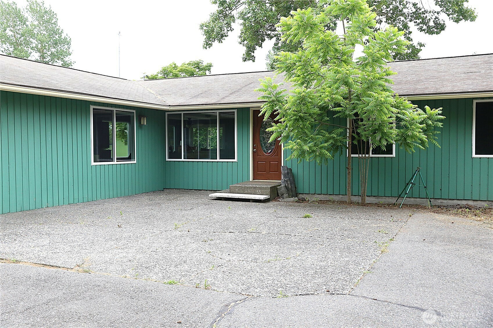 Property Photo: 7020 Dahlberg Road WA 98248