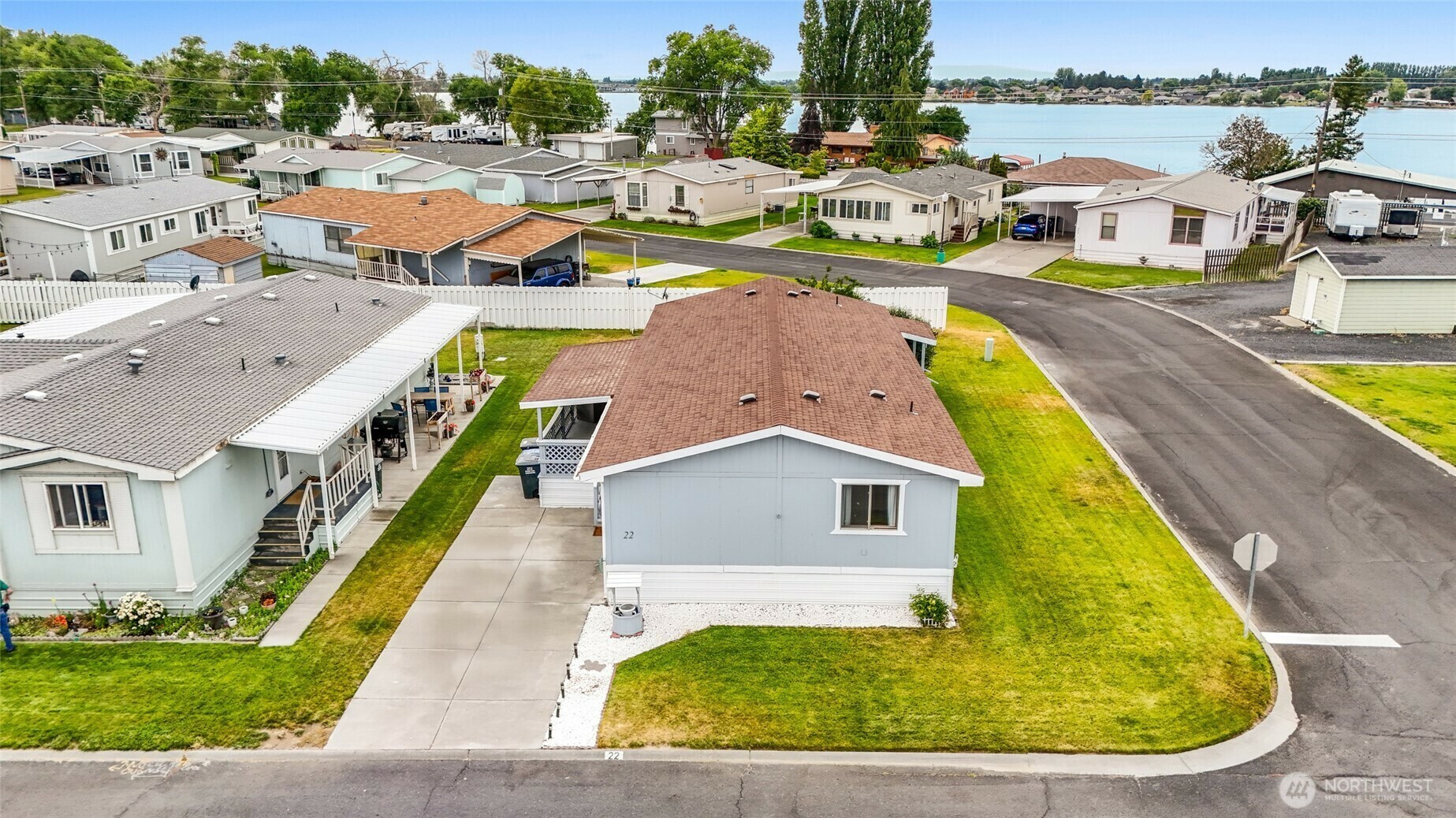 Property Photo:  2240 W Broadway Avenue 22  WA 98837 