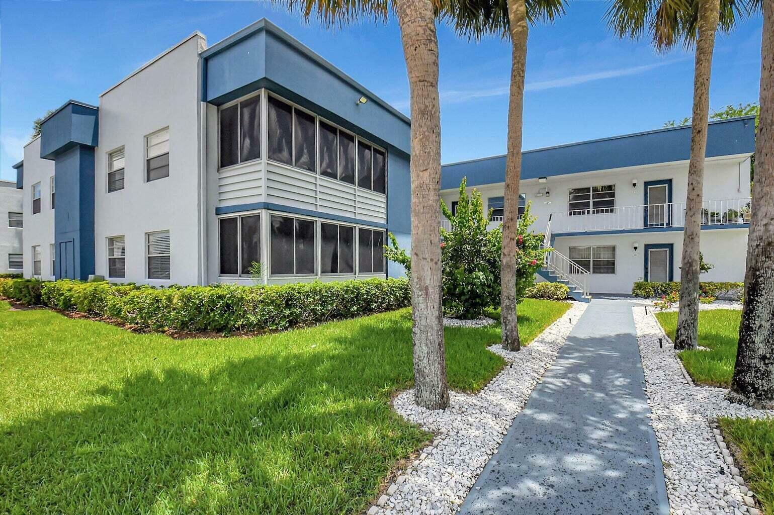 Property Photo: 74 Normandy B FL 33484