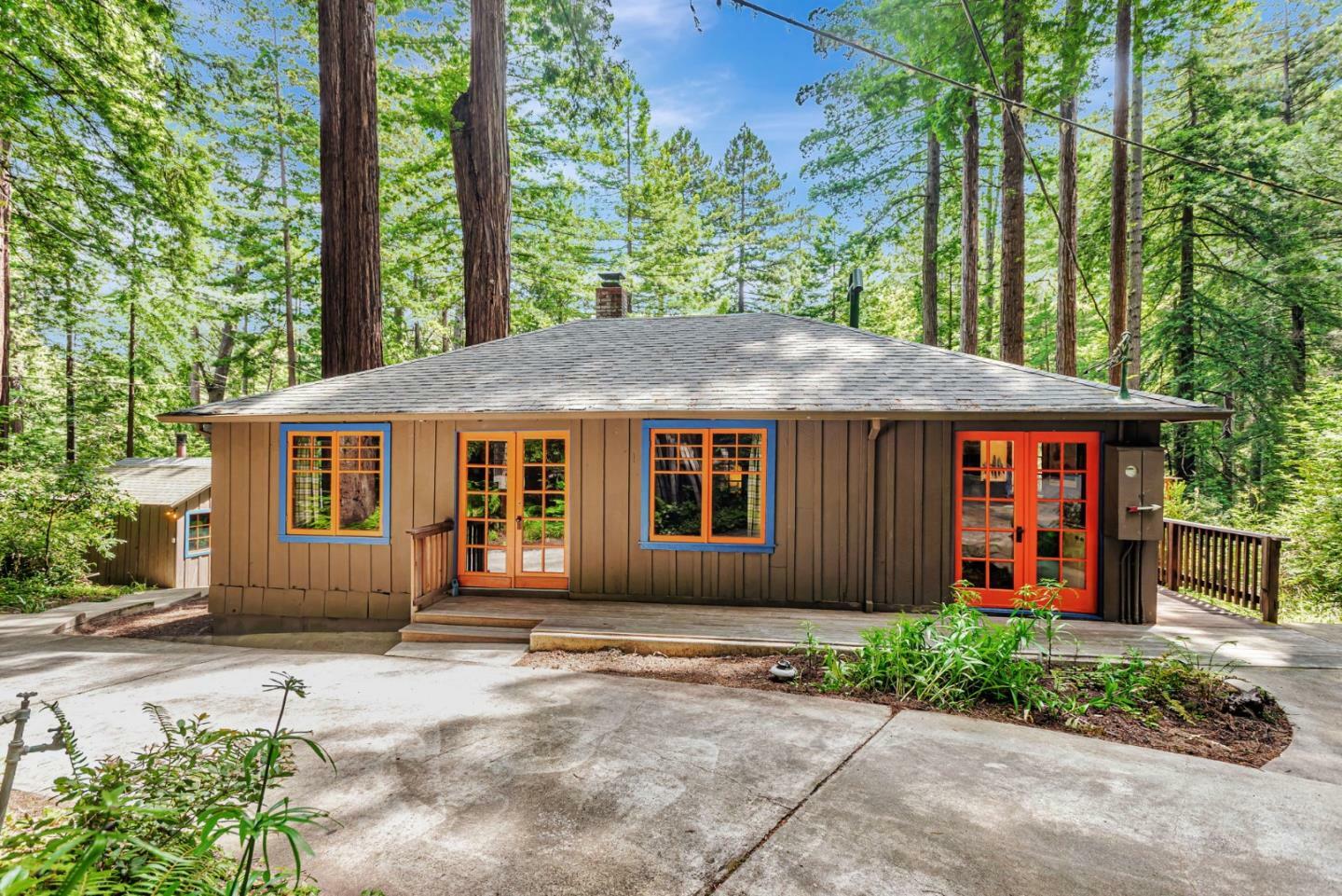Property Photo: 855 Dearborn Park Road CA 94060