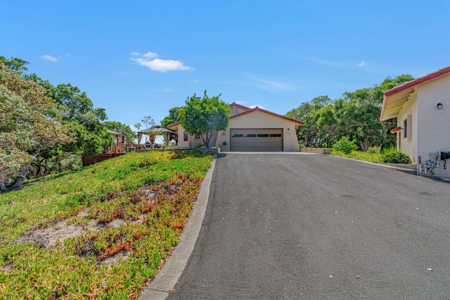 Property Photo: 19225 Reavis Way CA 93907