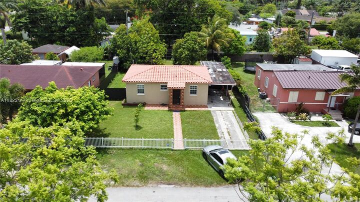 926 NW 3rd Ave  Homestead FL 33030 photo