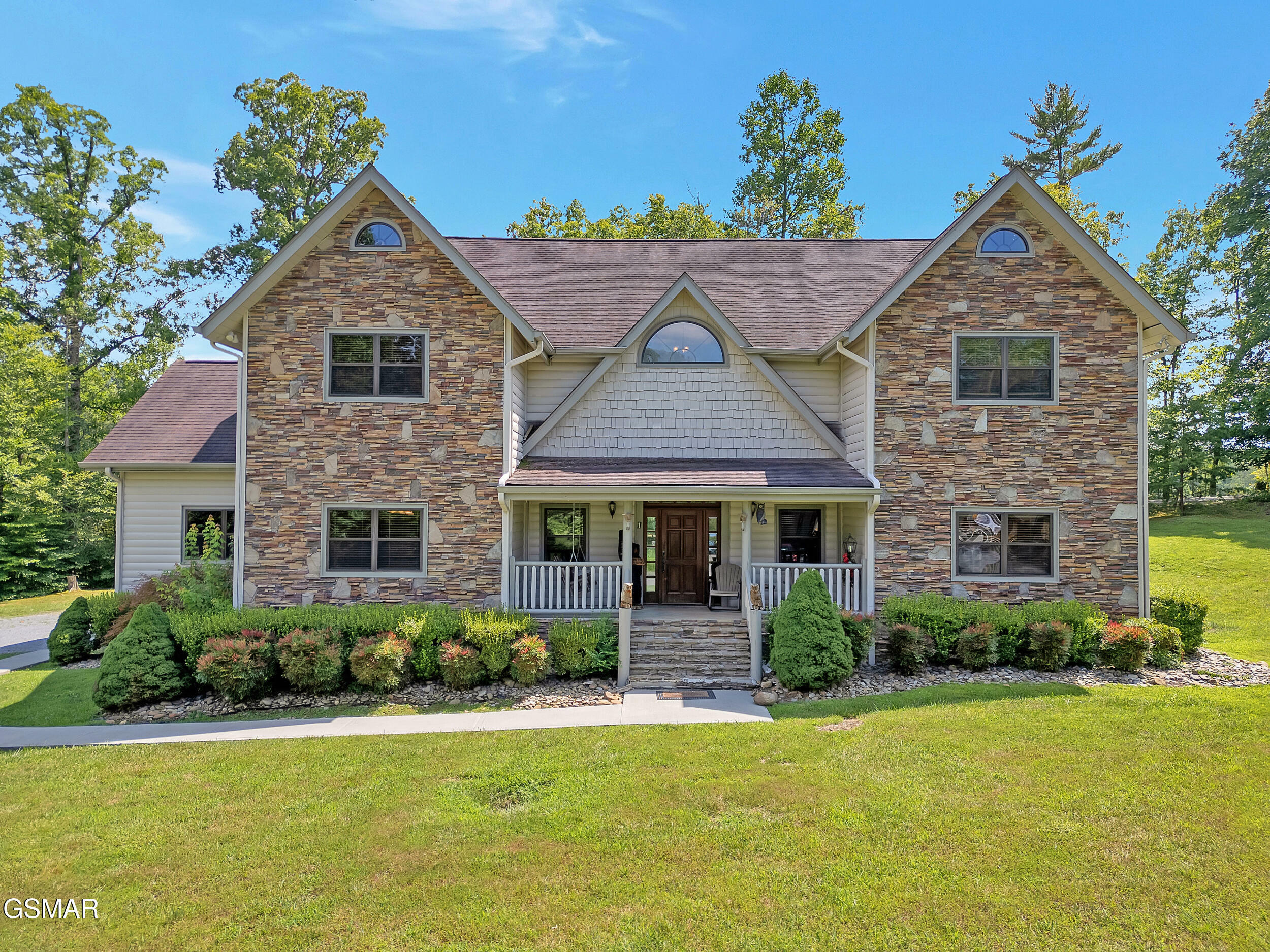 2754 Owls Cove Way  Sevierville TN 37862 photo