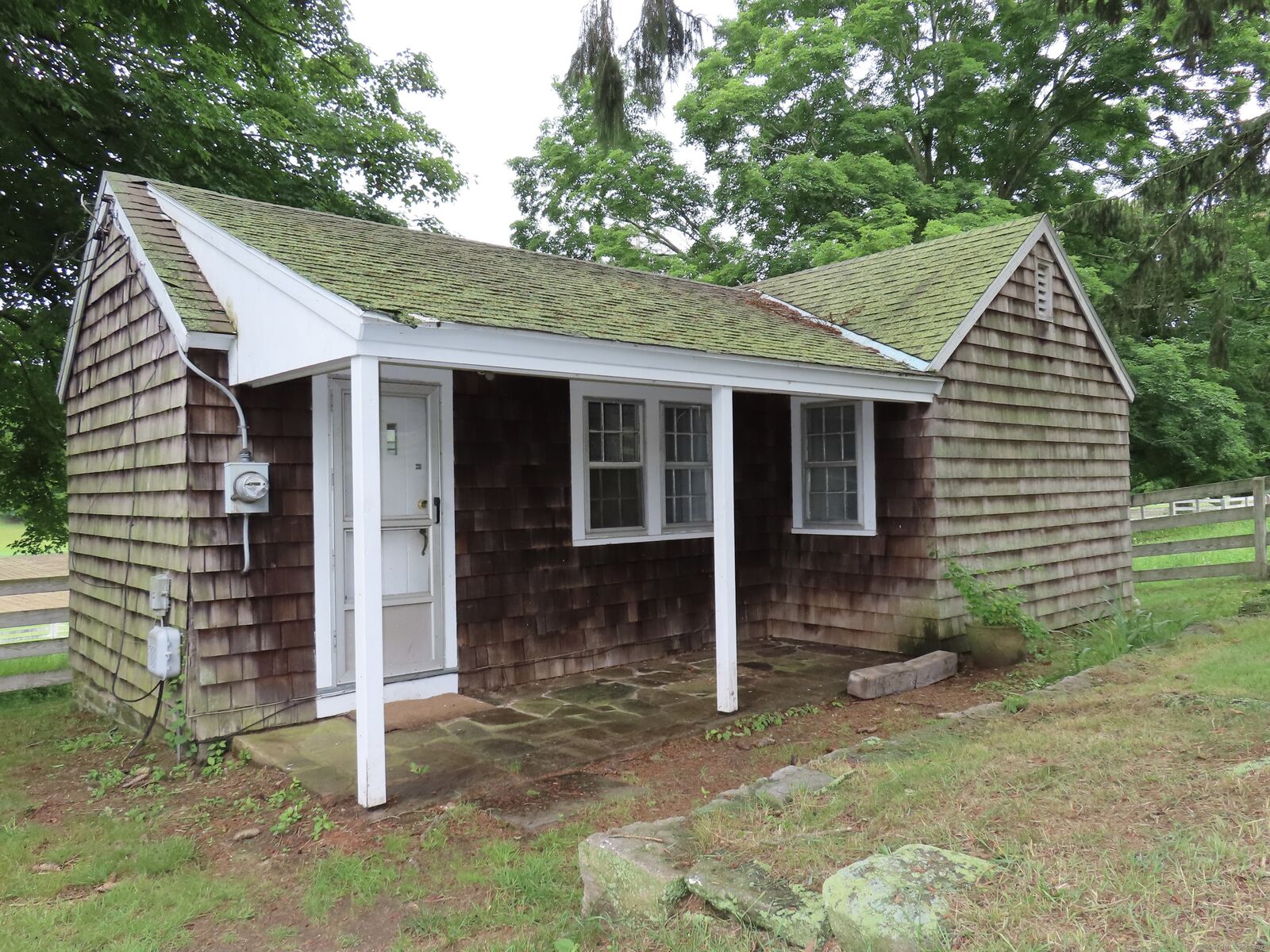 Property Photo:  150 Sterling City Road  CT 06371 