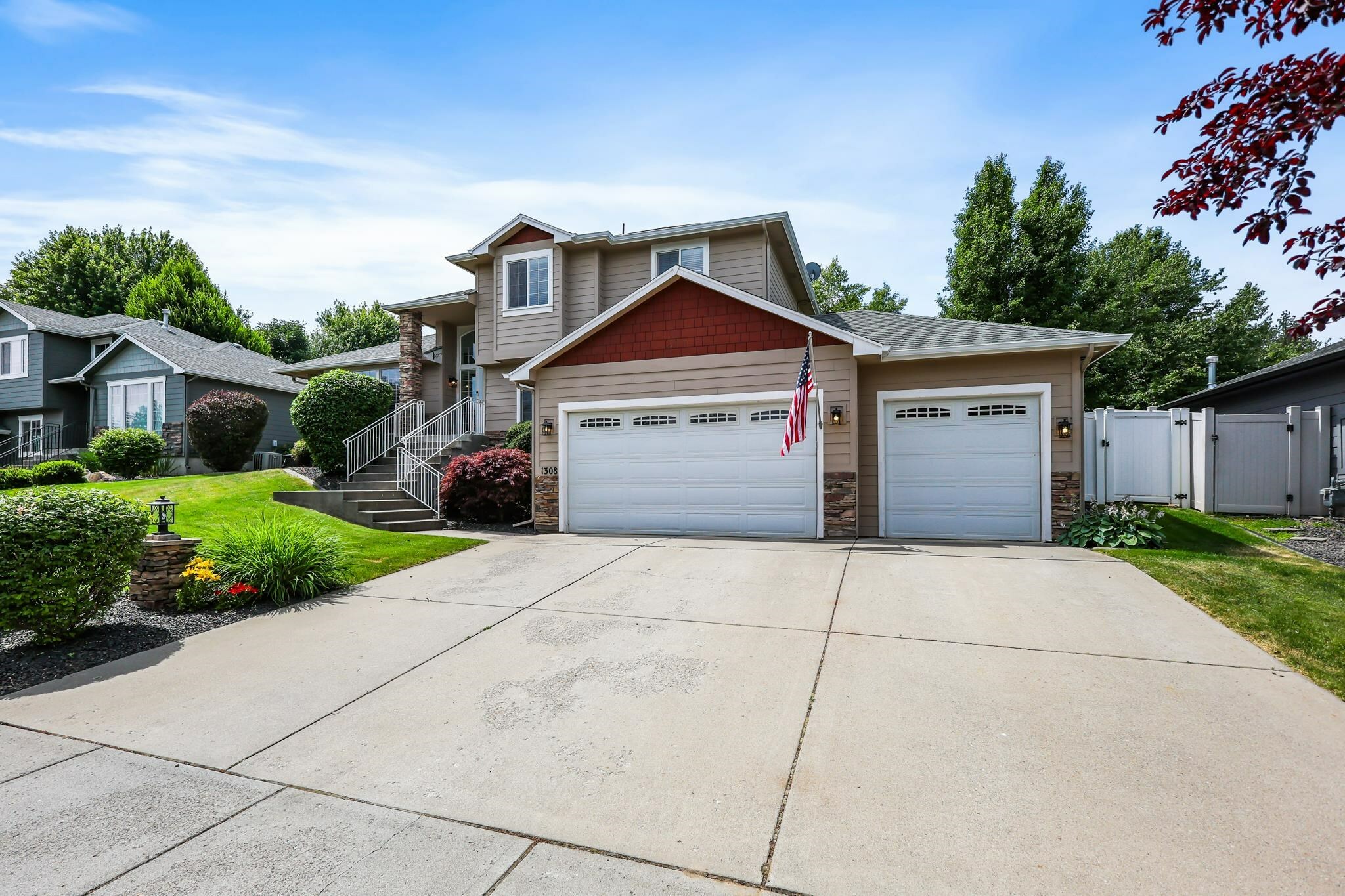 Property Photo: 1308 S Drummond Rd WA 99016