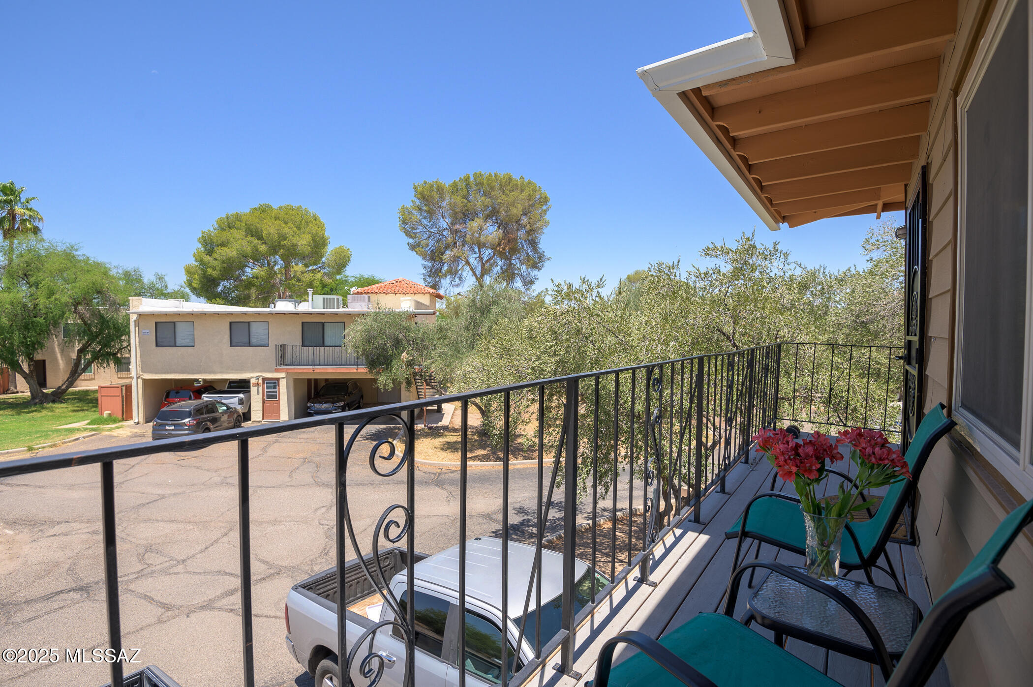 Property Photo: 6710 E Calle La Paz Unit D AZ 85715