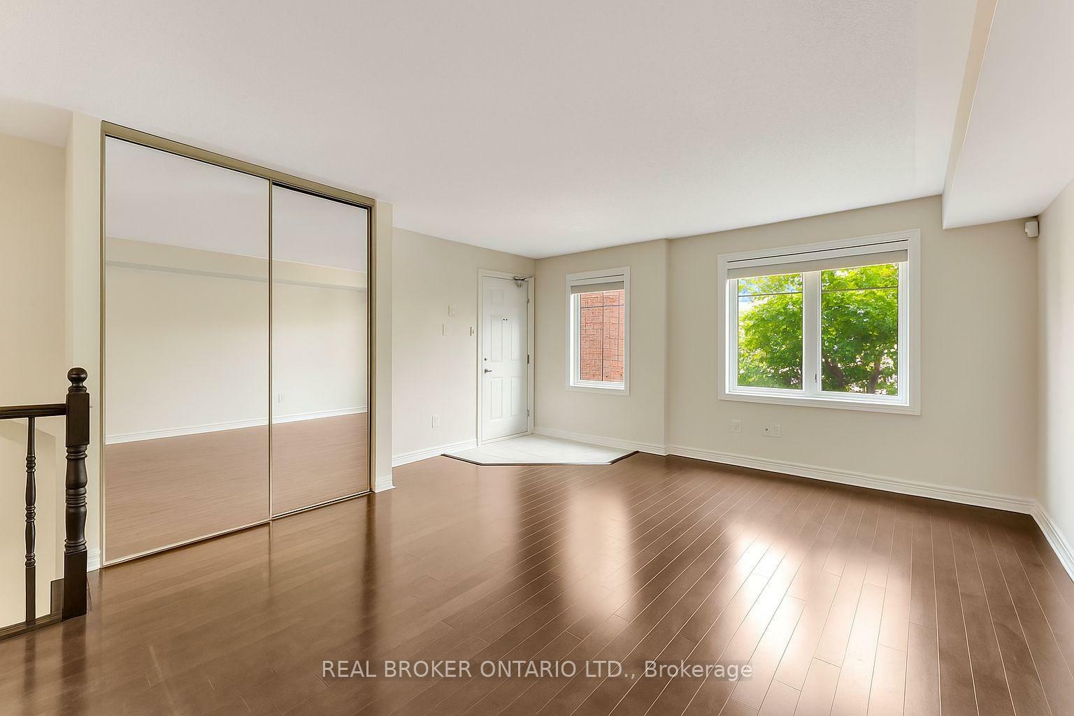 Photo de la propriété: 778 Chapman Mills Drive N 37 ON K2J 3V2