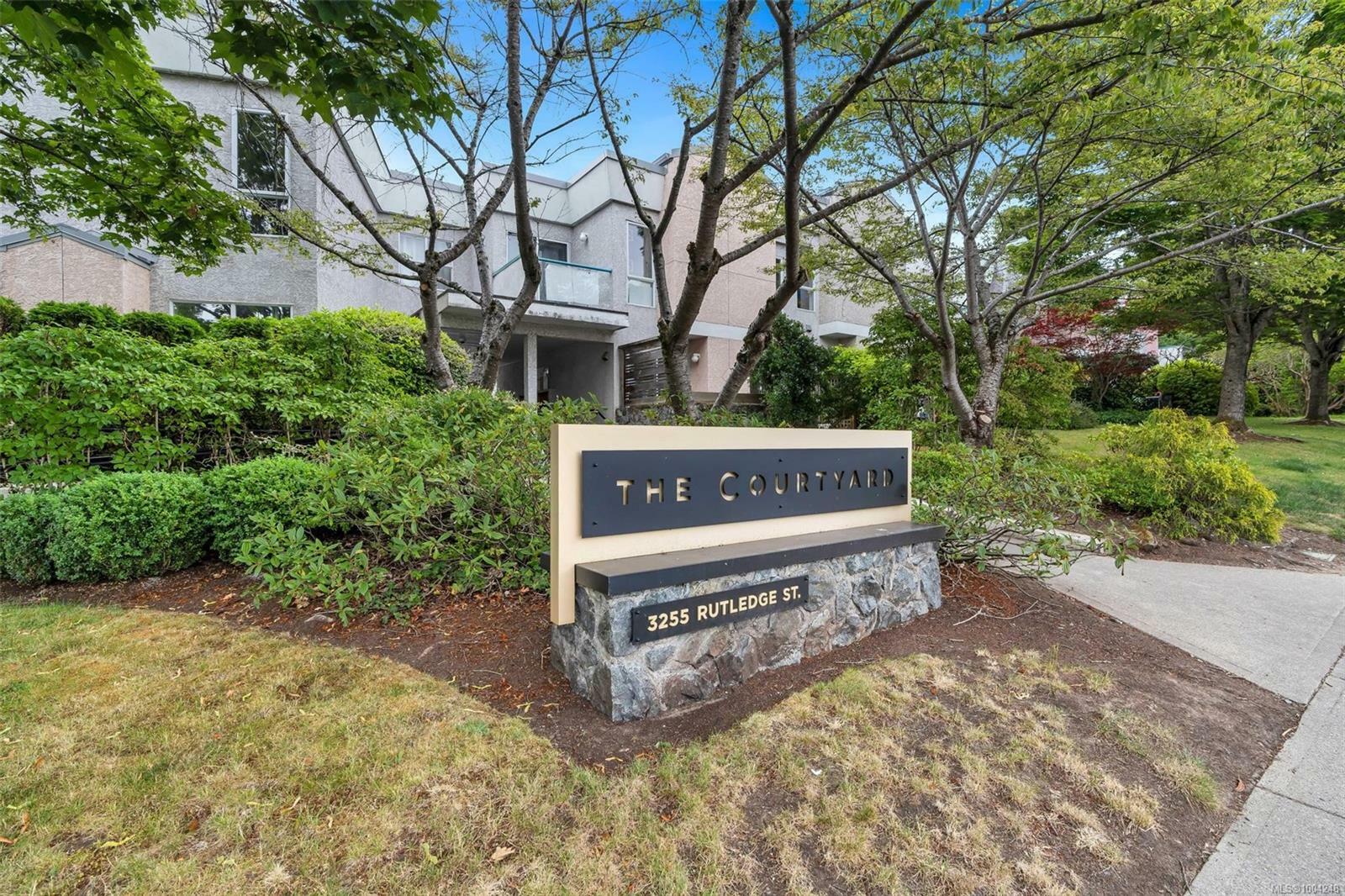 Property Photo: 3255 Rutledge St 7 BC V8X 1N6