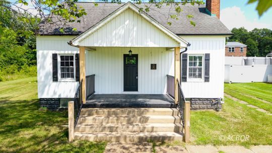 Property Photo: 101 East College Street OH 45674