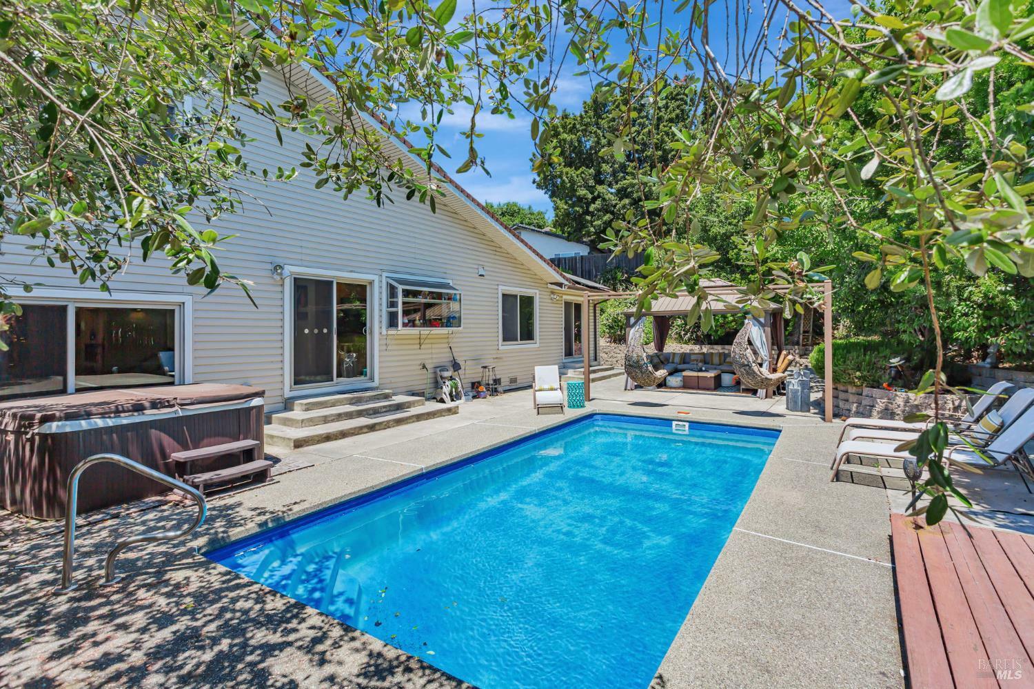 Property Photo: 224 Woodson Way CA 94591