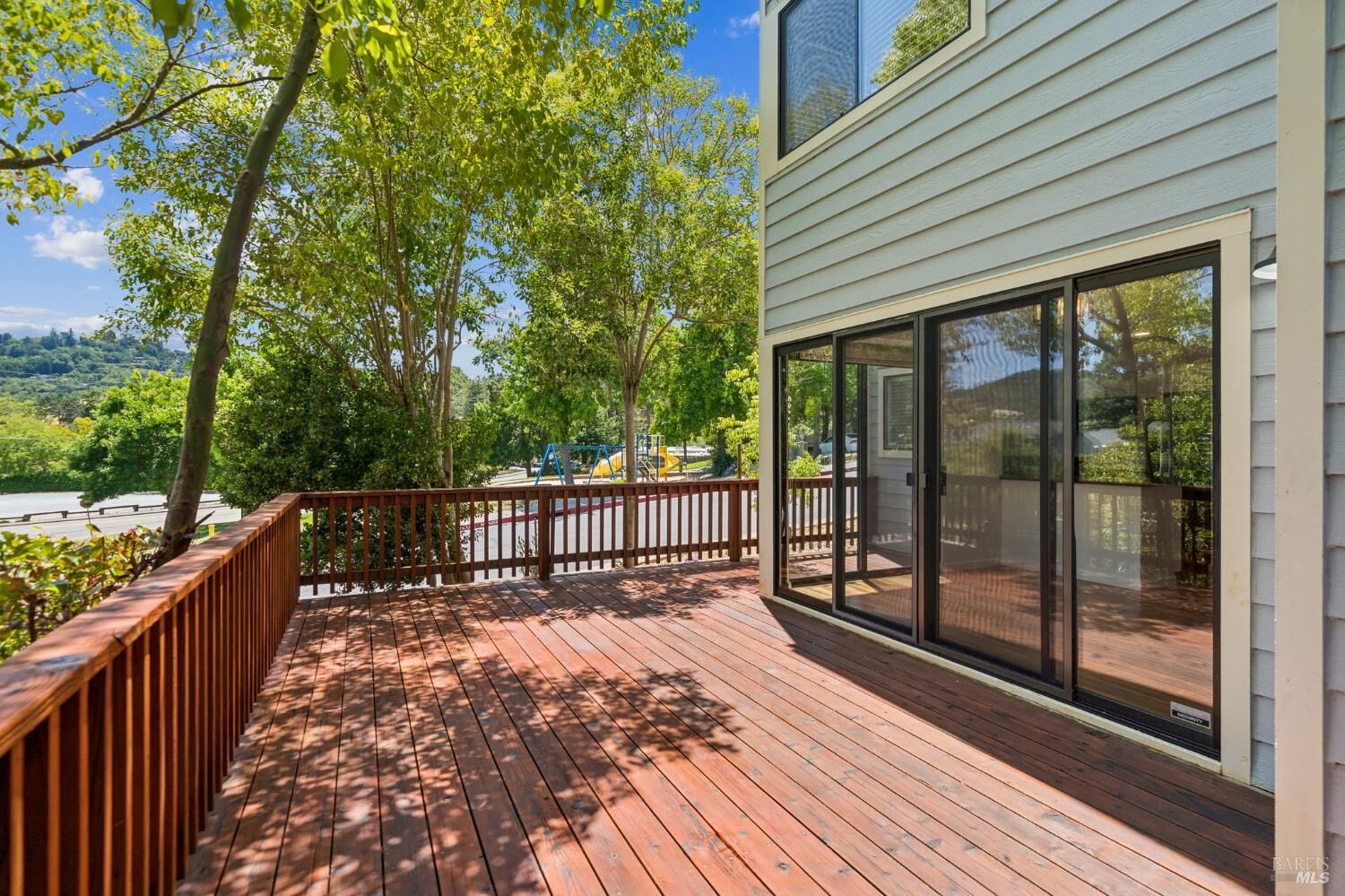 Property Photo:  14 Summerhill Way  CA 94903 