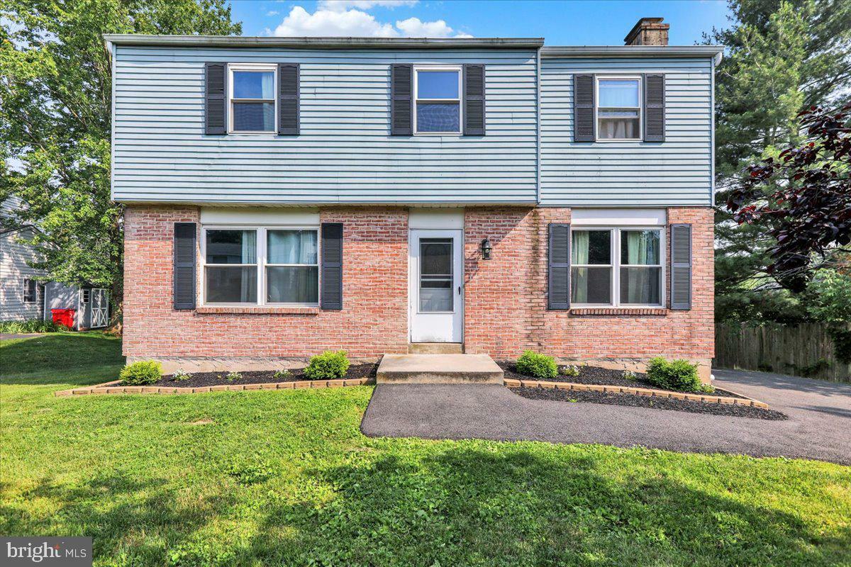 1048 Acorn  Stowe PA 19464 photo