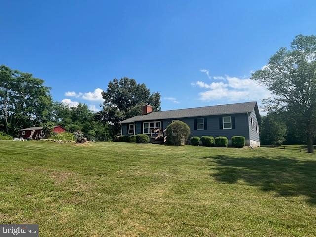 Property Photo: 602 Viewtown Road VA 20106