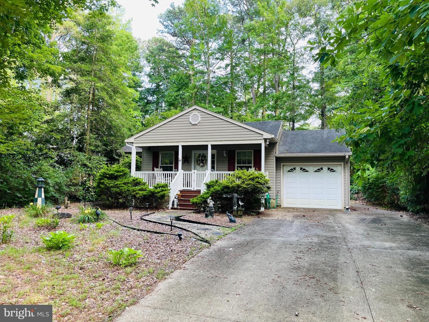 Property Photo: 94 Ocean Parkway MD 21811