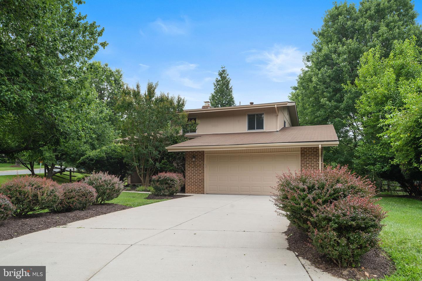 11141 Broad Green Drive  Potomac MD 20854 photo