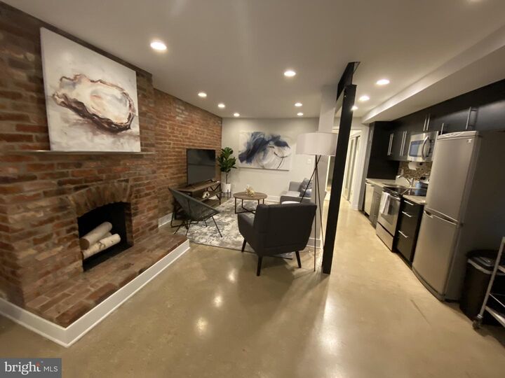 Property Photo:  1423 T Street NW  DC 20009 