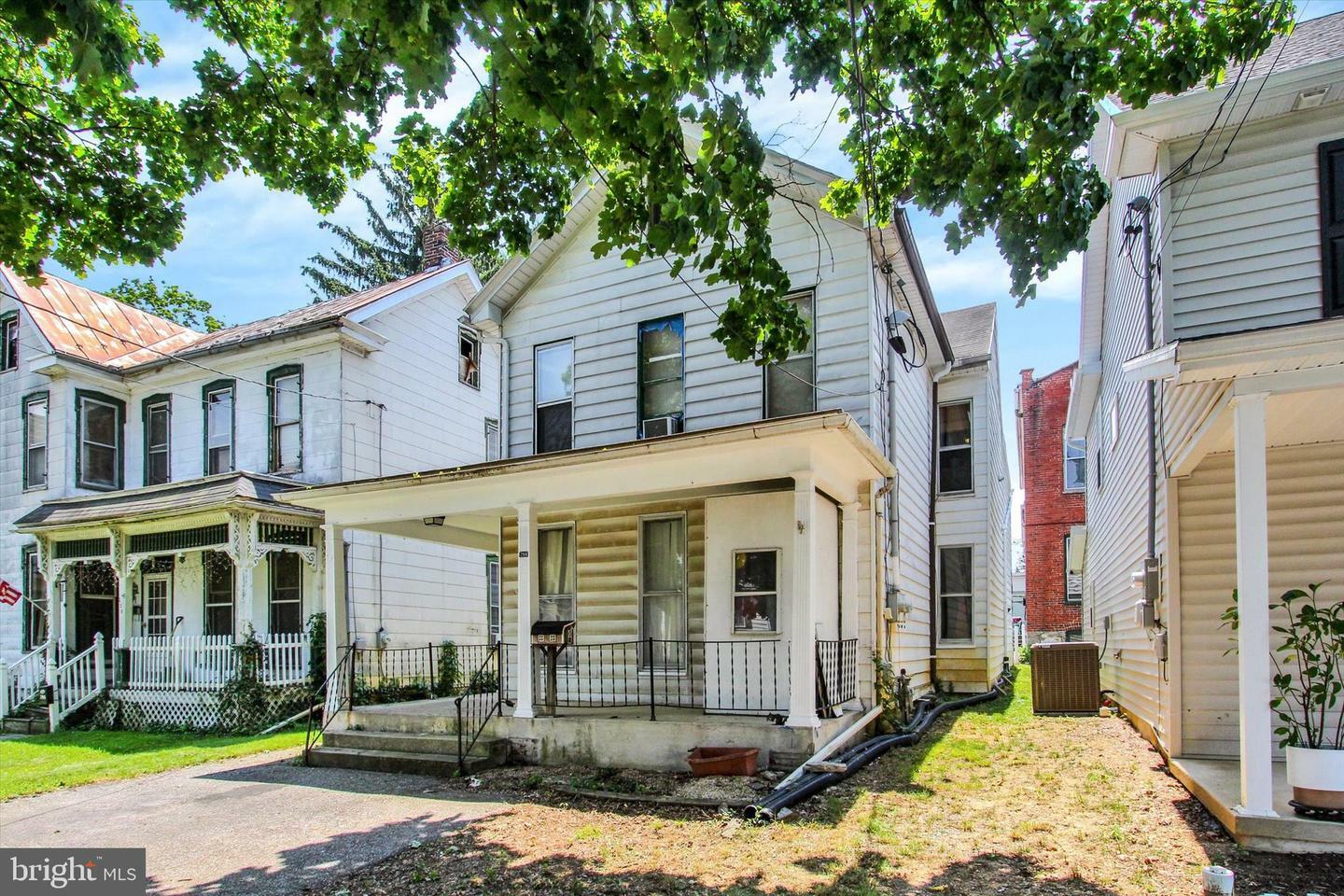 Property Photo:  204 E Orange Street  PA 17257 