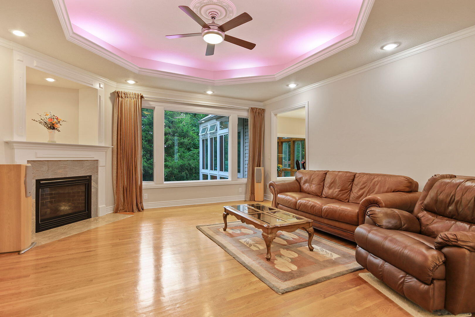 Property Photo: 203 Foxwood Ct MO 65203