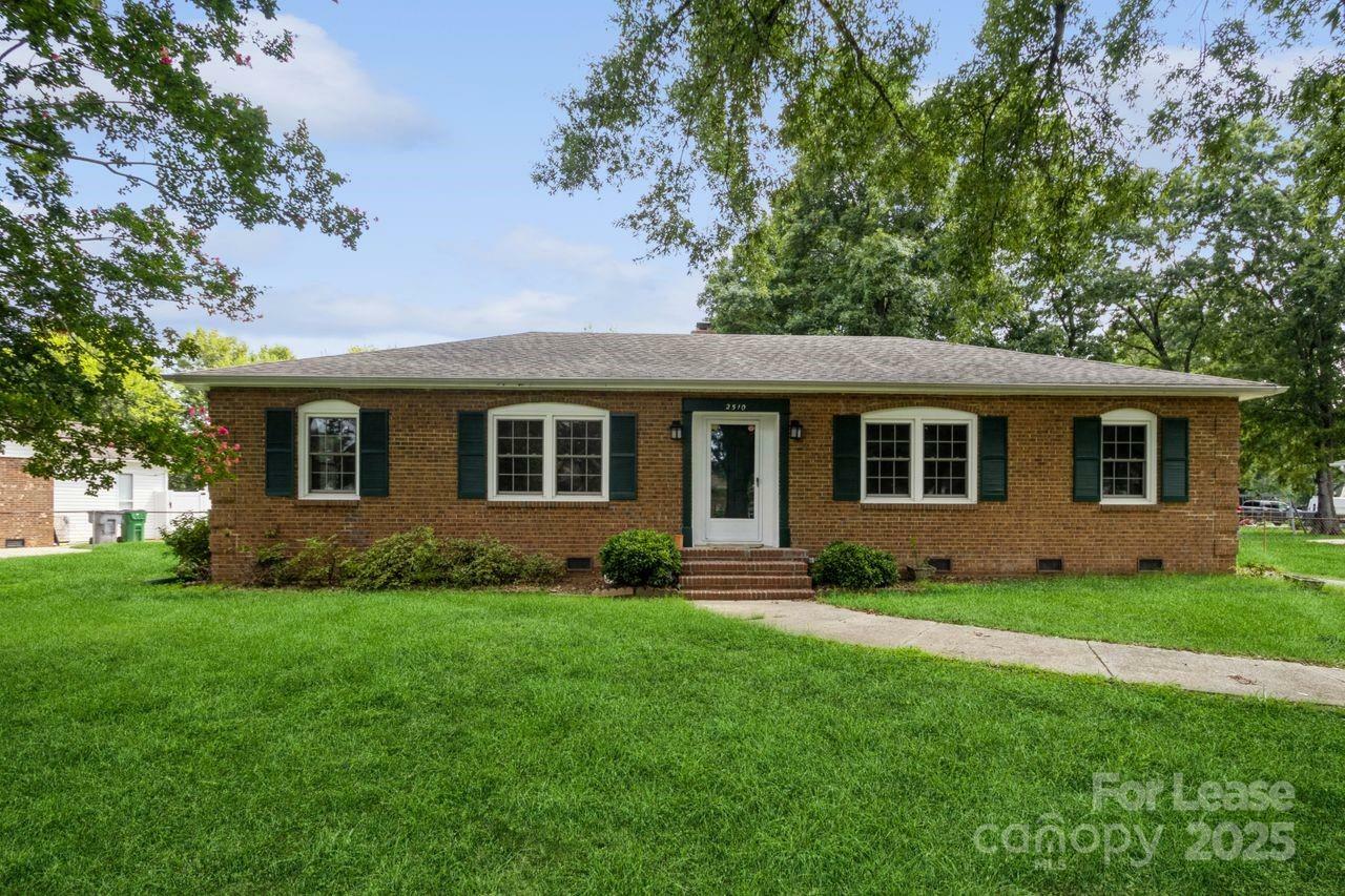 Property Photo: 2510 O Hara Drive NC 28273