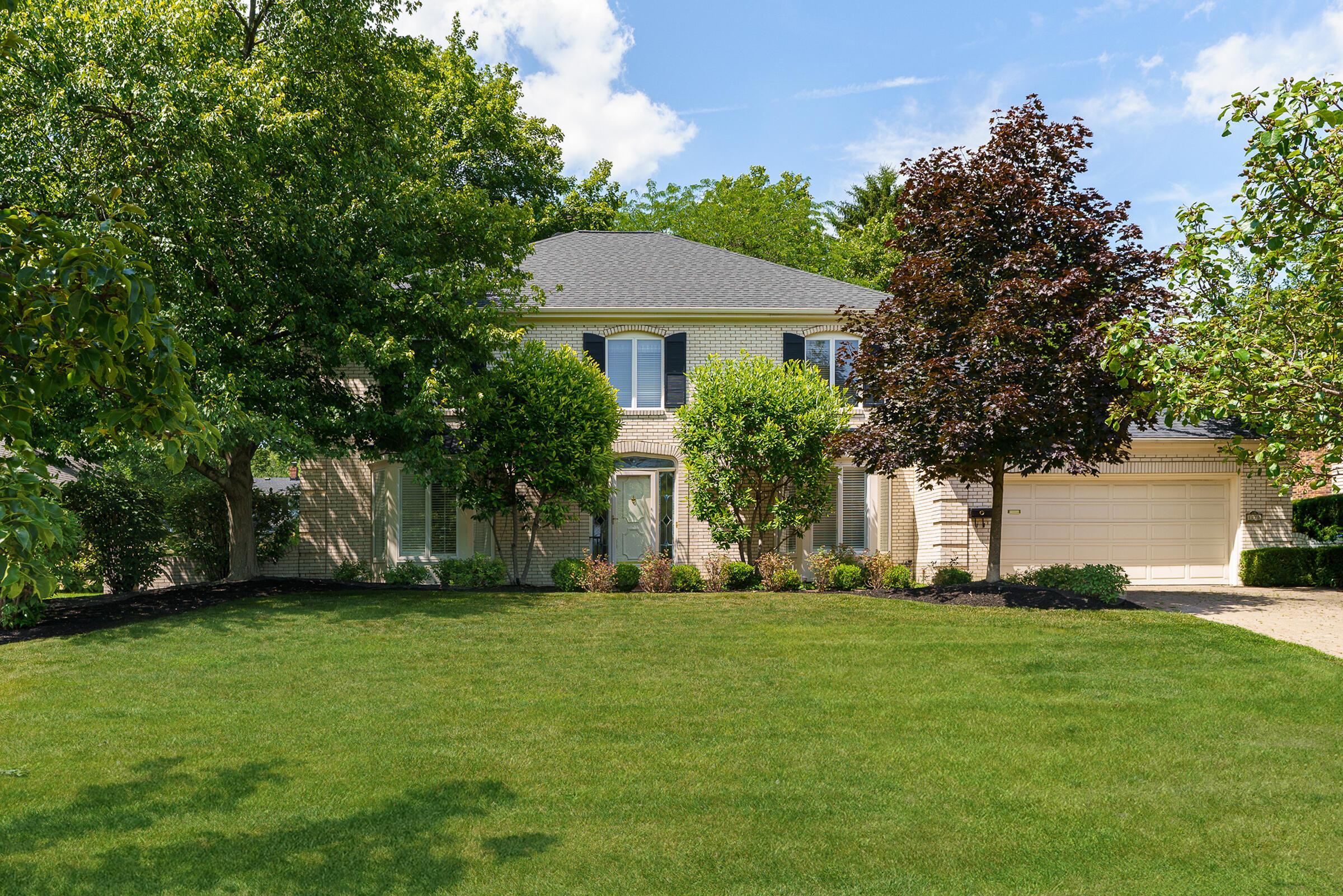 Property Photo: 1270 Marlyn Drive OH 43220