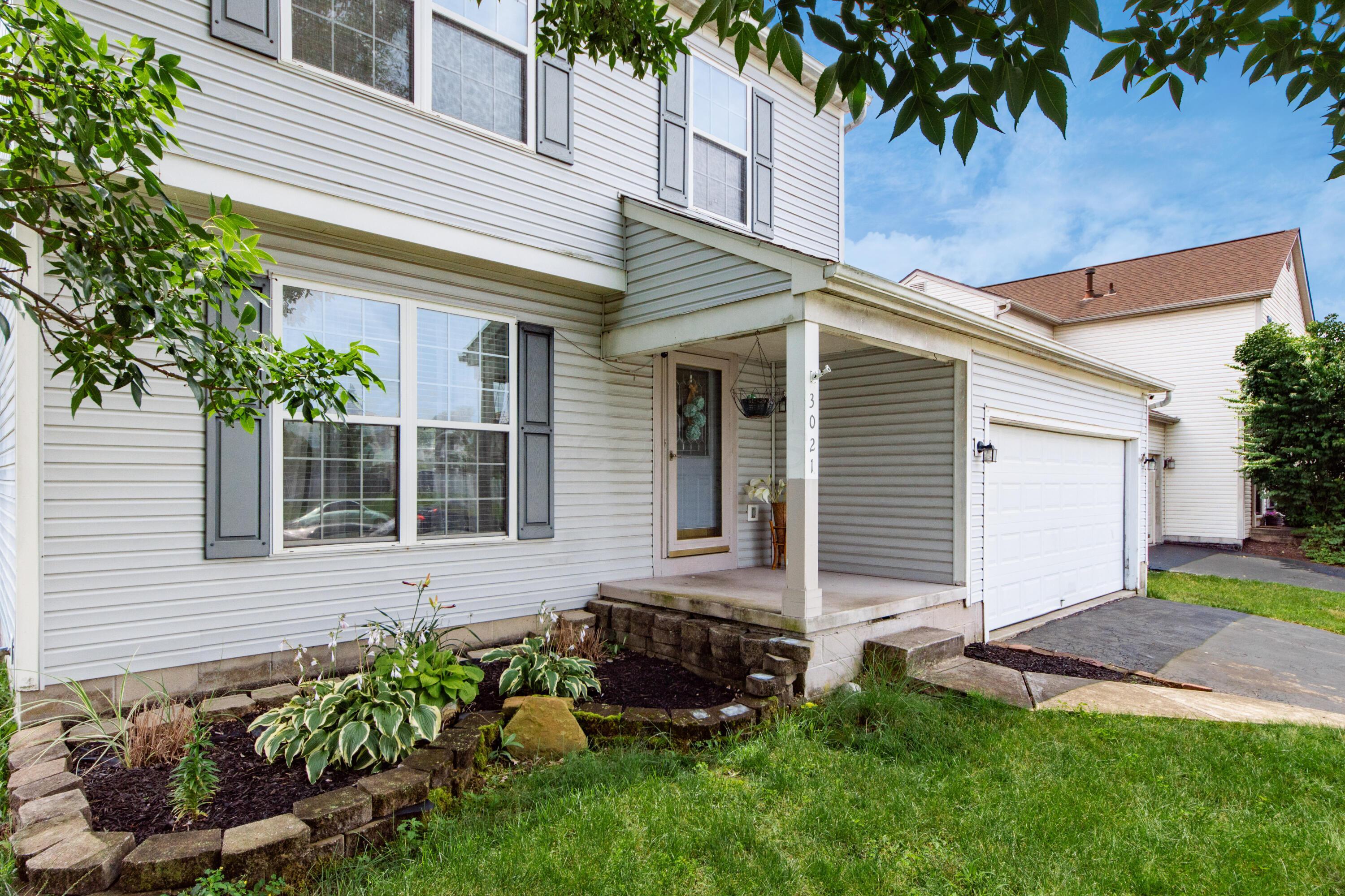 Property Photo:  3021 Tracer Road  OH 43232 
