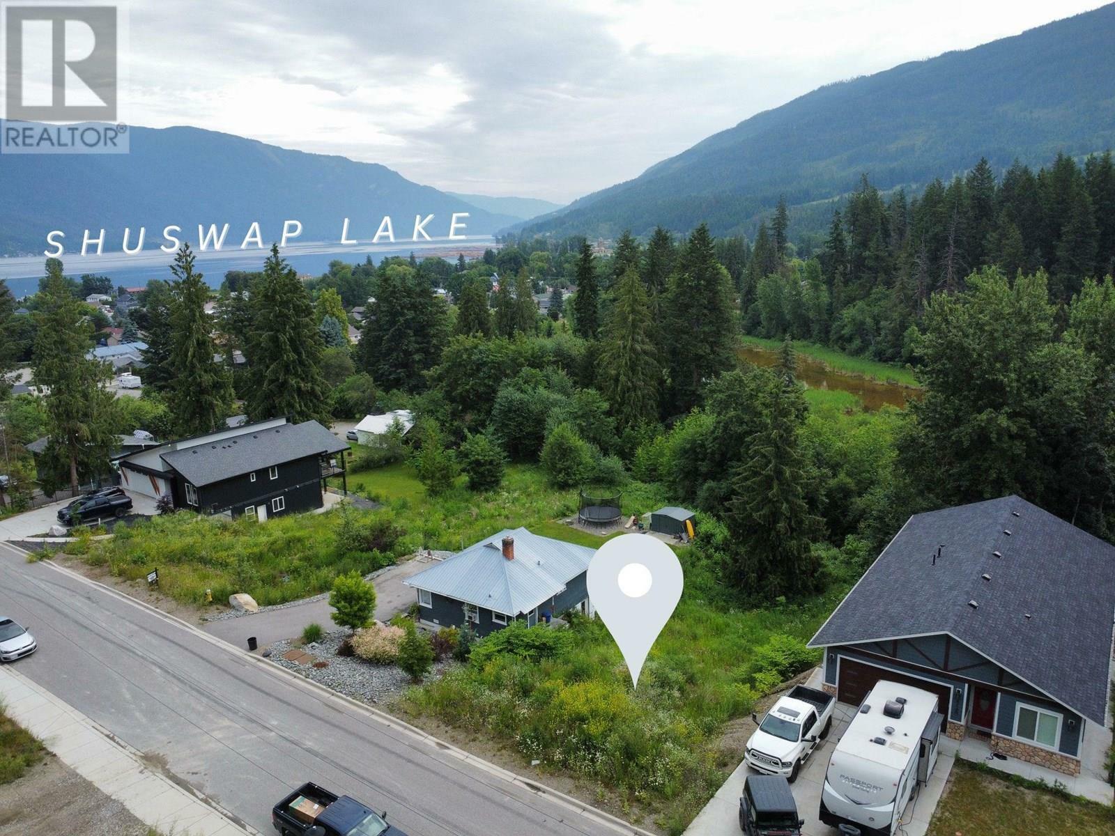 6780 46 Street Northeast  Salmon Arm BC V0E 1K0 photo