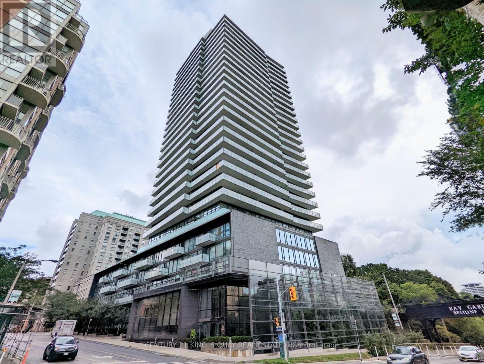 Property Photo: 1815 Yonge Street 1603 ON M4T 2A4