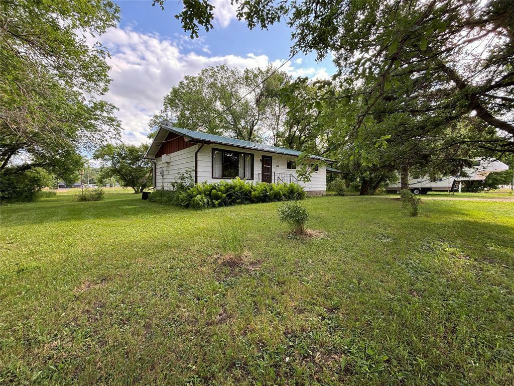 Photo de la propriété: 206 Lake Street West MB R0K 1R0