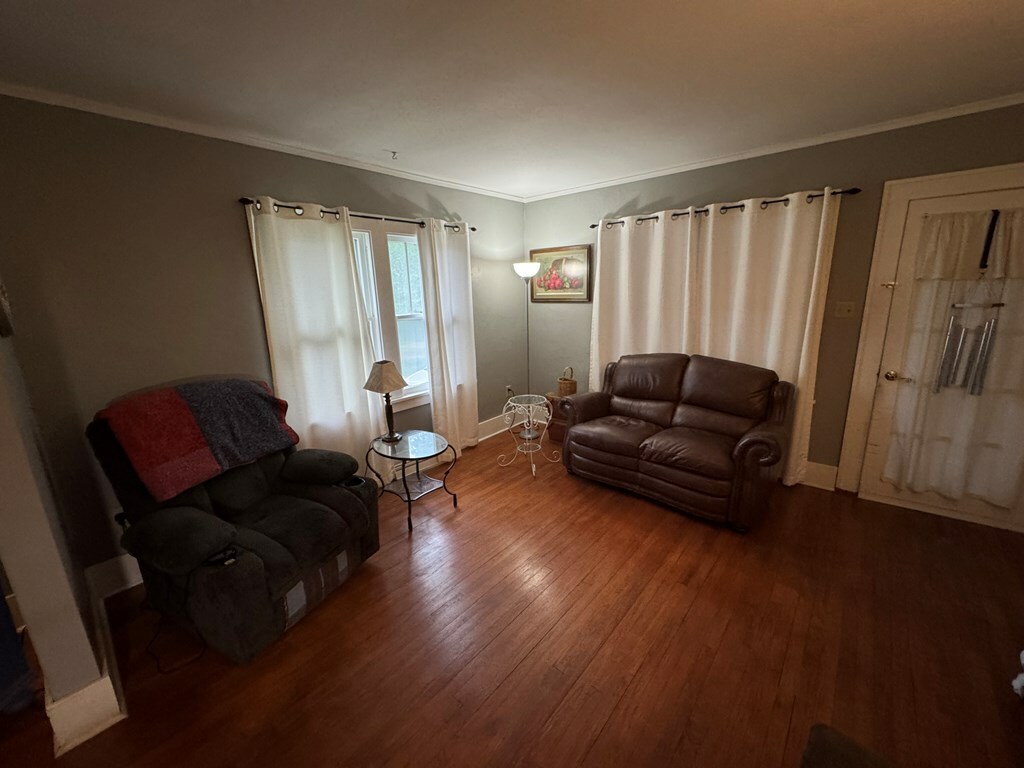 Property Photo: 438 10th Ave North IA 50501
