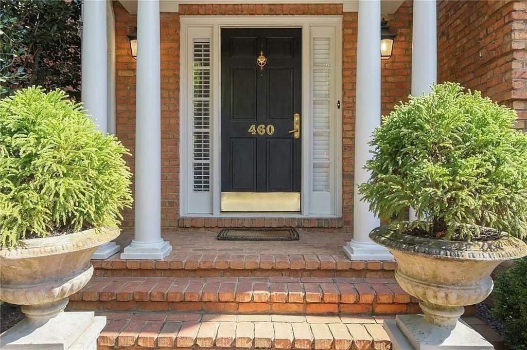 Property Photo: 460 Ivy Park Lane NE GA 30342