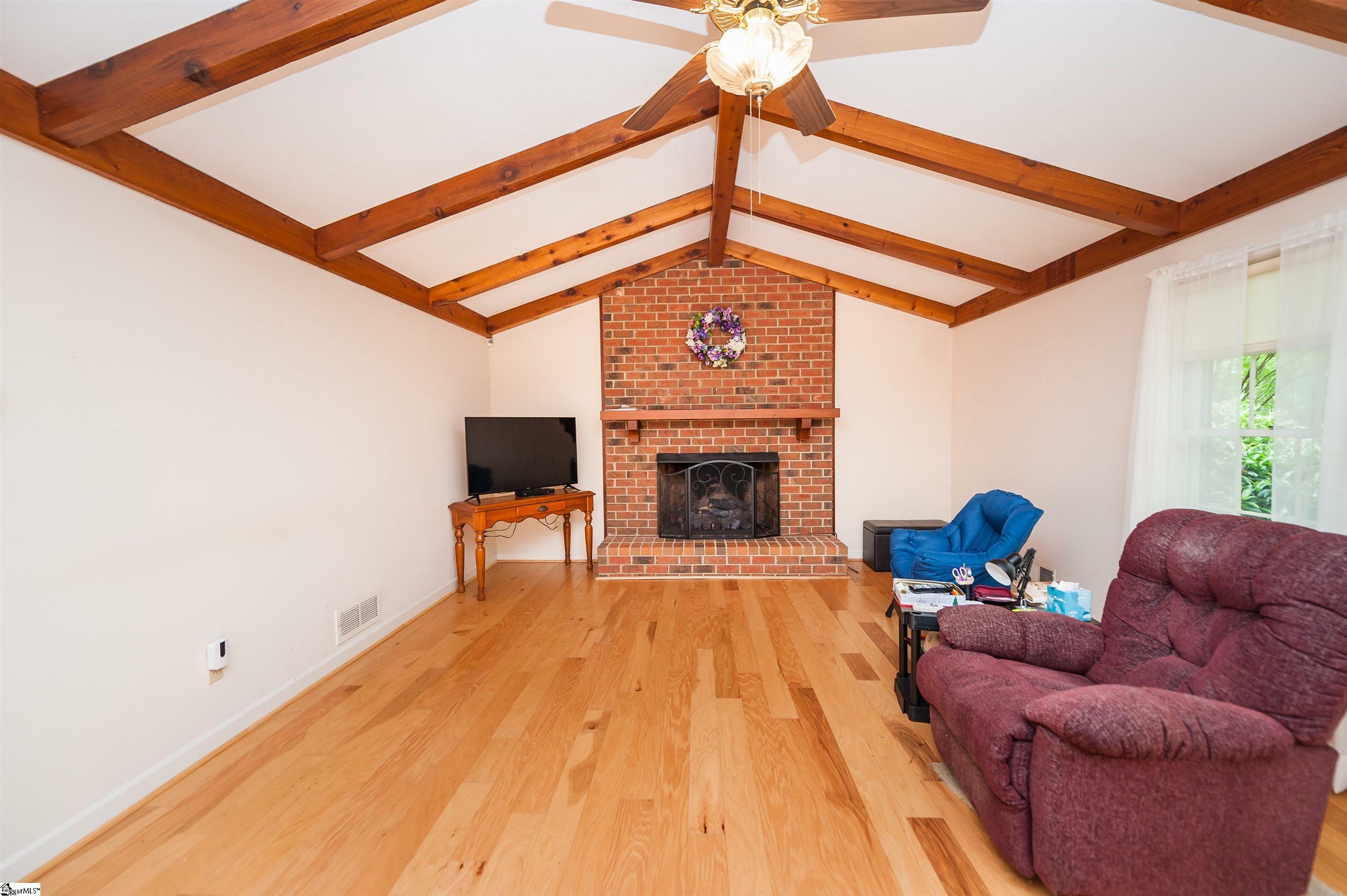 Property Photo: 265 Hollis Drive SC 29307