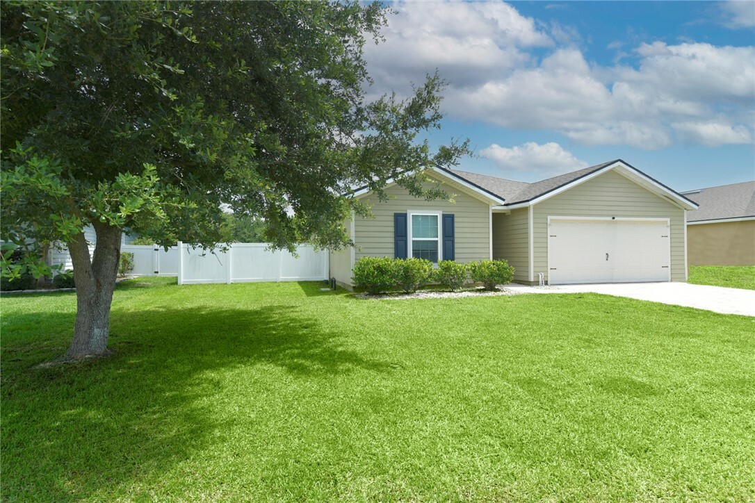 105 Paradise Court  Kingsland GA 31548 photo