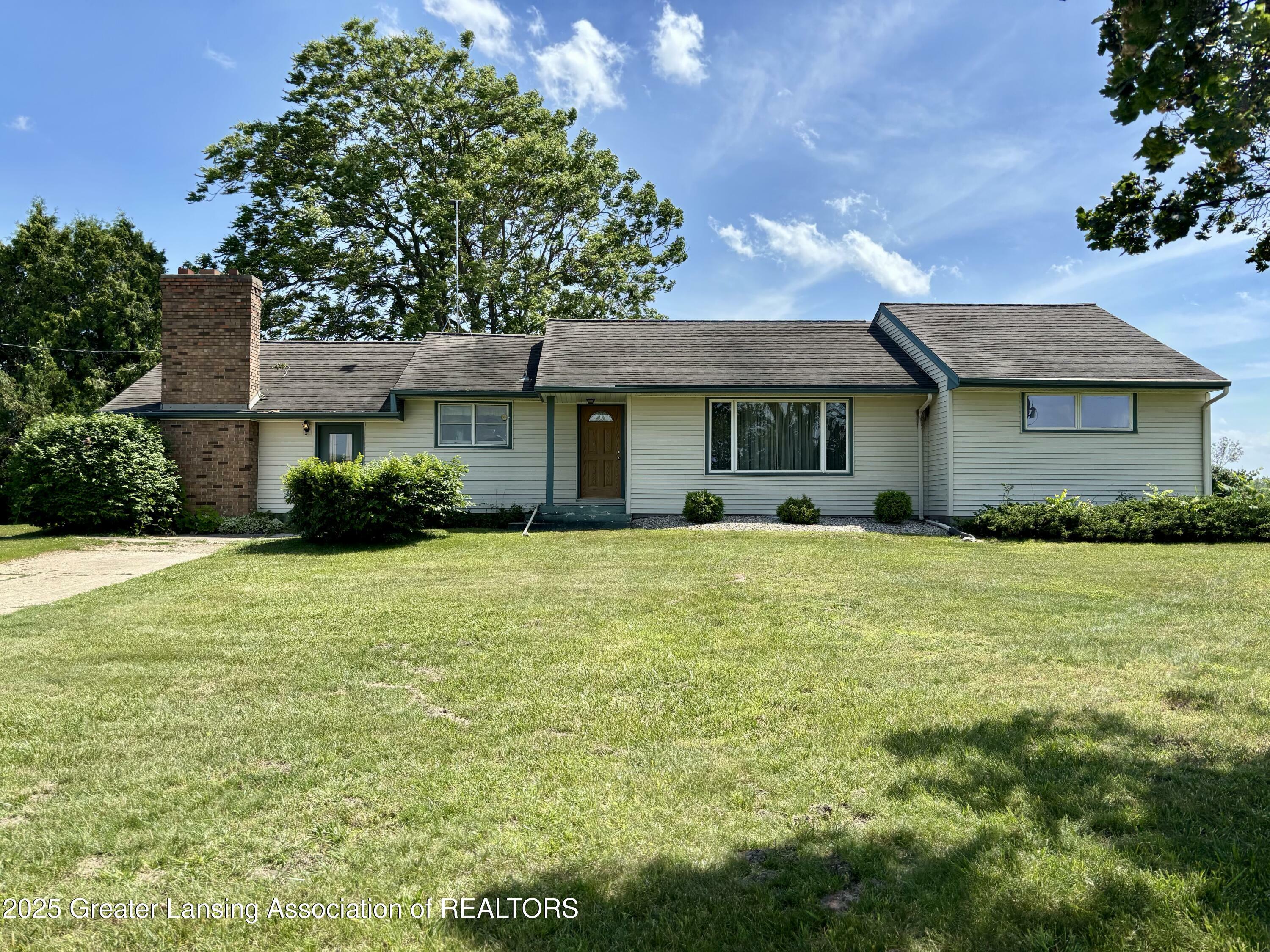 234 W Grand Ledge Highway  Mulliken MI 48861 photo