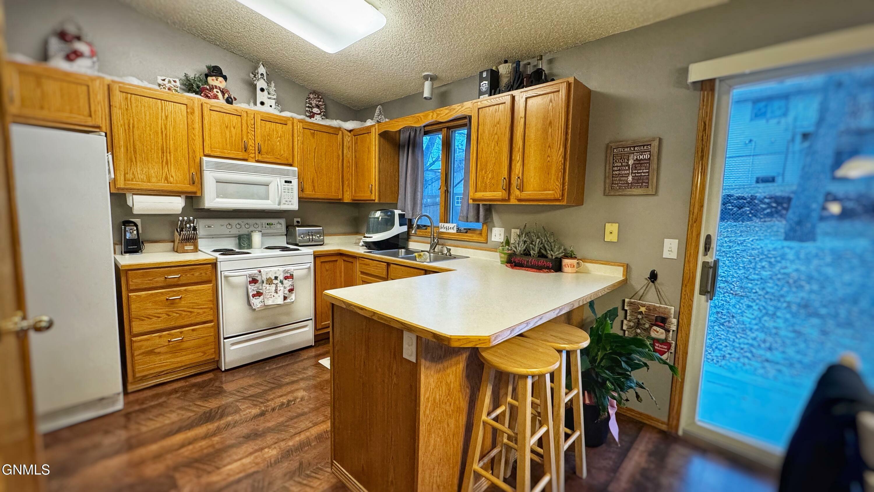Property Photo: 1309 16th Street SE ND 58554