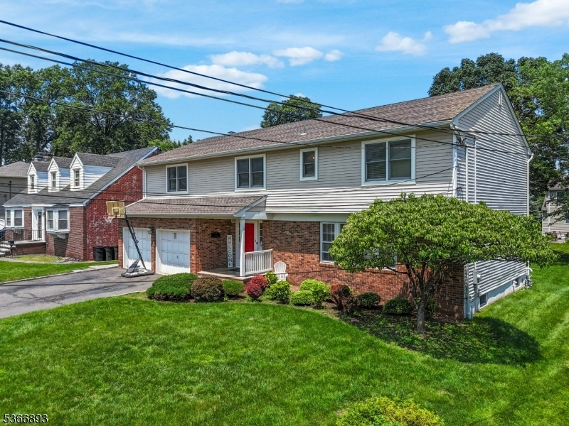 Property Photo: 357 Minute Arms Rd NJ 07083