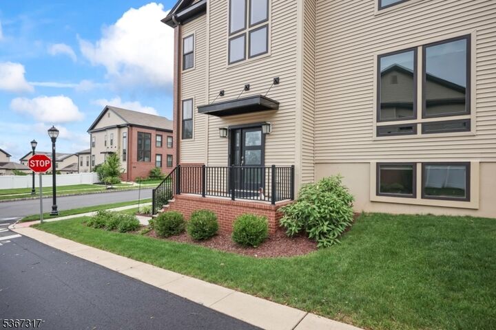 Property Photo:  15 E Hartwick Dr  NJ 08558 